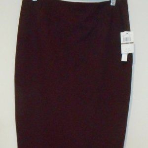 New AMANDA + CHELSEA Burgundy Lined Pencel Skirt Size 12